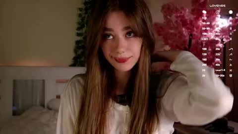 Snapshot of emiliaheather chatting on May 2026 12:15:02 AM Tessa online show from May 2026 12:15:02 AM