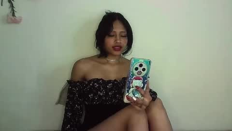 emiliejoy online show from May 2026 06:42:01 AM