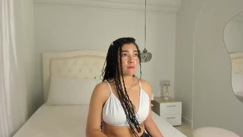 Snapshot of emilly_duque chatting on July 2026 04:06:02 AM Emilly online show from July 2026 04:06:02 AM