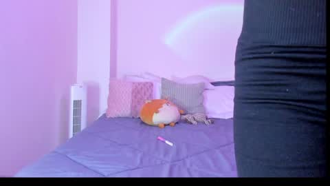 emilly online show from December 2024 04:56:02 AM