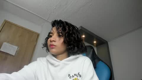 emily_bruss online show from May 2026 07:43:01 PM