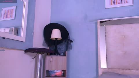 Snapshot of emily_castillo_1 chatting on October 2025 03:39:02 AM emily_castillo_1 online show from October 2025 03:39:02 AM