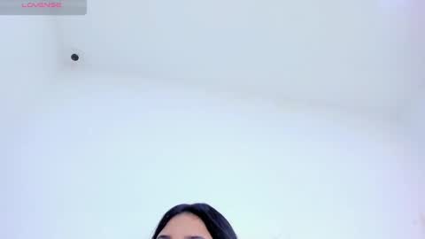 Snapshot of emily_cooper20_ chatting on January 2025 06:12:01 AM Emily online show from January 2025 06:12:01 AM