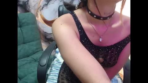 Snapshot of emily_fox_3 chatting on February 2025 02:59:01 PM emily fox 3 online show from February 2025 02:59:01 PM