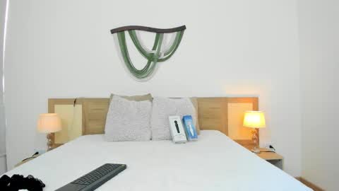 emily_frostt online show from November 2025 07:49:02 PM