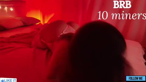 EMILY online show from November 2025 02:22:02 AM