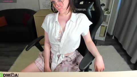 Emily online show from May 2026 01:10:02 AM