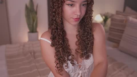 Snapshot of emily_johnson1 chatting on February 2026 10:03:01 PM Juliana online show from February 2026 10:03:01 PM