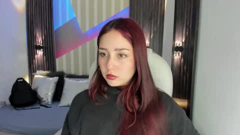 Snapshot of emily_layton chatting on November 2025 03:57:02 PM Emily online show from November 2025 03:57:02 PM