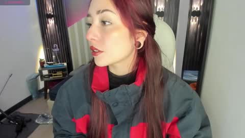 Snapshot of emily_layton chatting on January 2026 02:41:01 PM Emily online show from January 2026 02:41:01 PM