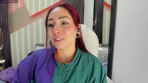 Snapshot of emily_layton chatting on February 2026 12:28:01 AM Emily online show from February 2026 12:28:01 AM