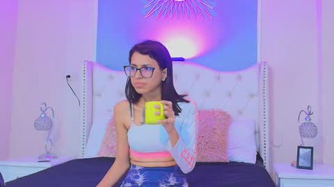 Emily online show from October 2025 10:32:02 PM