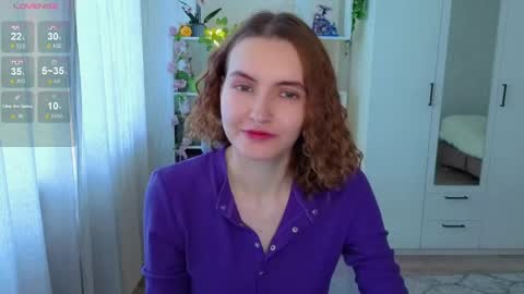 Snapshot of emily_lune chatting on May 2026 02:39:01 AM Emily online show from May 2026 02:39:01 AM