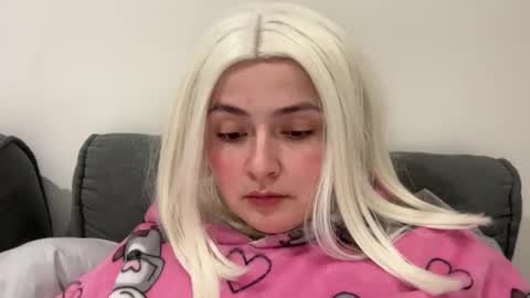 emily_morning_dew online show from January 2026 08:14:01 PM