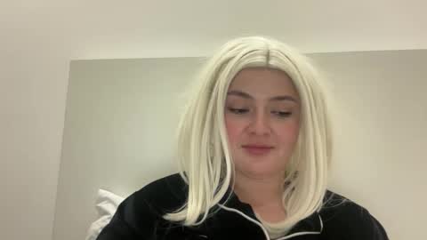 emily_morning_dew online show from February 2026 04:26:01 PM