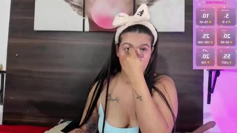 Snapshot of emily_rivera78 chatting on October 2025 04:43:02 AM Emily online show from October 2025 04:43:02 AM