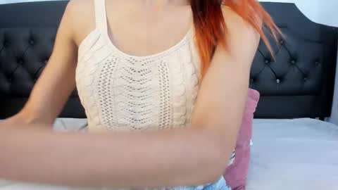 Snapshot of emily_rose78 chatting on September 2025 01:27:02 PM EMILY online show from September 2025 01:27:02 PM