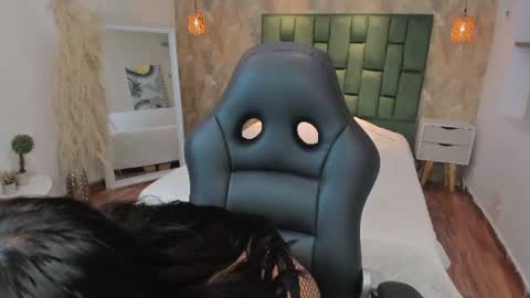 Emily online show from June 2026 12:32:02 AM