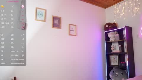 emily_smitt online show from January 2025 02:42:01 AM