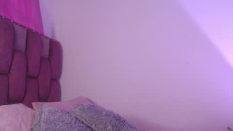 emily_w2 online show from May 2026 03:36:01 AM