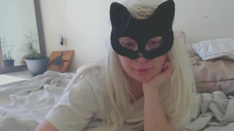 Snapshot of emily_york18 chatting on September 2025 08:11:02 PM Emily online show from September 2025 08:11:02 PM