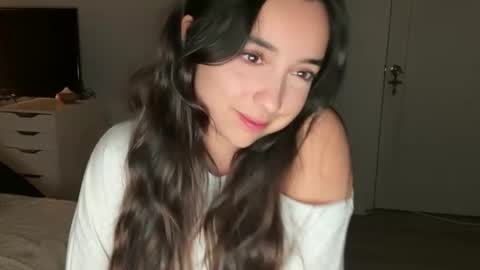 emilyfawn online show from November 2025 04:12:01 AM