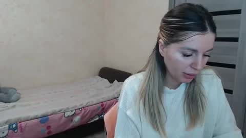 emilyfork online show from December 2025 04:58:01 PM