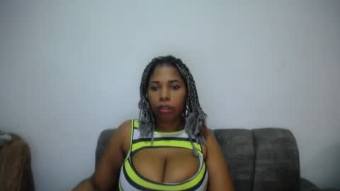 Snapshot of emilyhines__ chatting on June 2026 08:02:02 PM Emilyhines online show from June 2026 08:02:02 PM