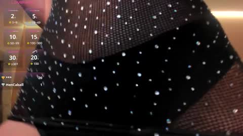 Emily online show from October 2025 06:21:01 AM