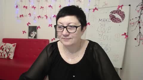 Snapshot of emilyl0vee chatting on March 2026 06:37:01 PM Emily online show from March 2026 06:37:01 PM