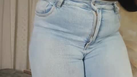 emilyrojas online show from January 2026 12:10:02 PM