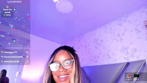         online show from October 2025 07:25:02 PM