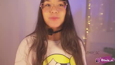 Emy  online show from November 2025 11:10:02 PM