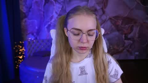 Snapshot of emilysunshines chatting on October 2025 06:47:01 AM MY NAME IS Emily WELCOME EVERYONE I WILL BE HAPPY TO GIVE YOU WHAT YOU HAVE DREAMED OF FOR SO LONG online show from October 2025 06:47:01 AM