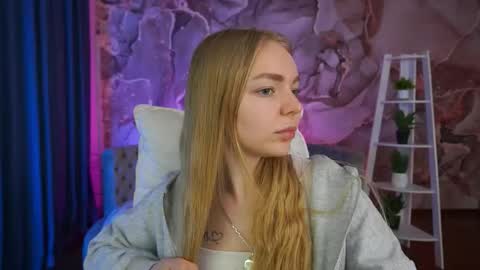 Snapshot of emilysunshines chatting on November 2025 07:20:02 AM MY NAME IS Emily WELCOME EVERYONE I WILL BE HAPPY TO GIVE YOU WHAT YOU HAVE DREAMED OF FOR SO LONG online show from November 2025 07:20:02 AM