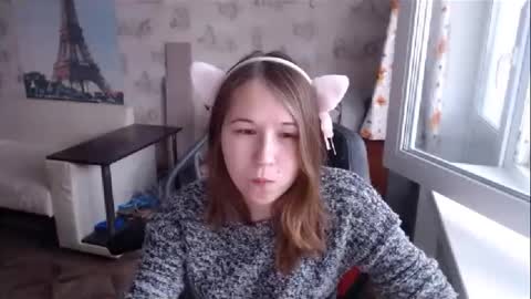 Snapshot of emilyway chatting on December 2024 09:54:02 AM emilyway online show from December 2024 09:54:02 AM