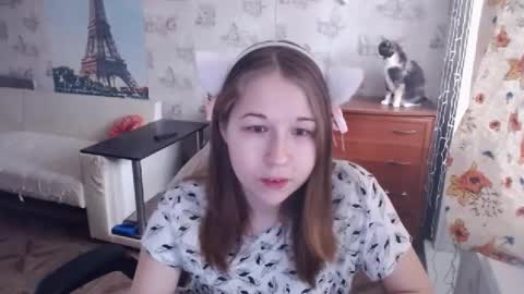 Snapshot of emilyway chatting on February 2025 07:44:01 AM emilyway online show from February 2025 07:44:01 AM