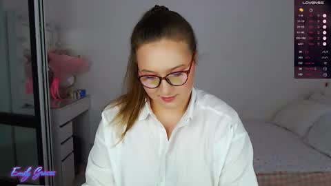 Snapshot of emilyxgrasez chatting on September 2025 01:38:02 AM Emily online show from September 2025 01:38:02 AM