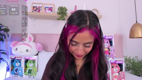 Emily Bank online show from January 2025 12:05:02 AM