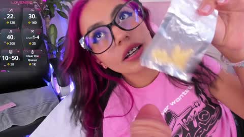 Emily Bank online show from January 2025 12:18:01 AM