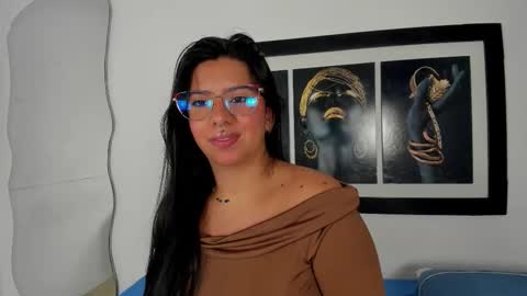 emilyy_cooperr online show from January 2026 12:09:02 PM