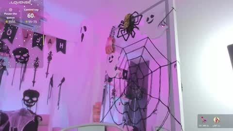 Alice online show from October 2025 12:07:02 PM