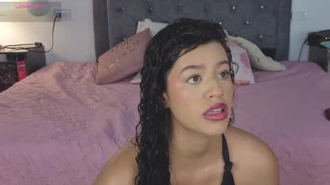 Emma online show from November 2025 05:41:01 AM