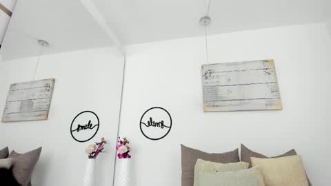 Emma Castillo online show from March 2025 12:27:02 PM