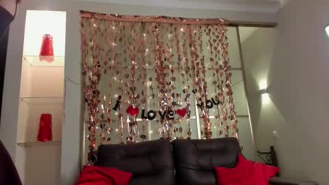 Emma online show from February 2026 04:44:01 AM