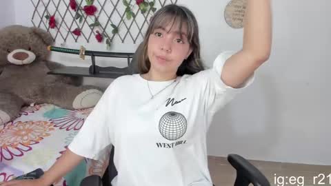 Snapshot of emma_grayys chatting on October 2025 05:52:01 AM emma_grayys online show from October 2025 05:52:01 AM