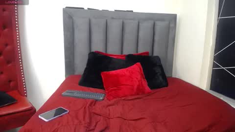 Emma 3 online show from December 2025 08:16:02 PM