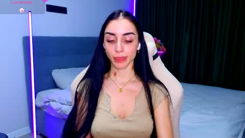 Emma online show from March 2026 07:52:01 PM