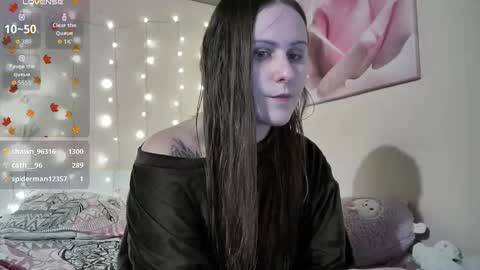 emma_just online show from November 2025 09:32:02 AM