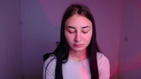 Emma online show from December 2024 07:04:01 AM